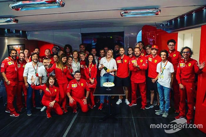 Celebración del cumpleaños de Ferrari