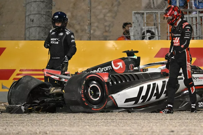 Esteban Ocon, Haas F1 Team crash