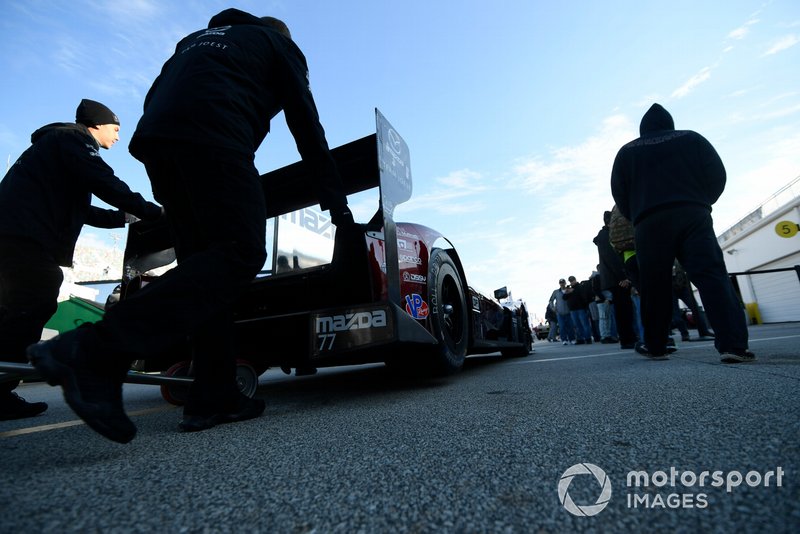 #77 Mazda Team Joest Mazda DPi, DPi: Oliver Jarvis, Tristan Nunez, Timo Bernhard, Rene Rast