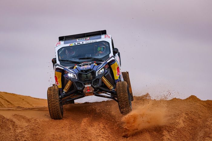 #305 EKS - South Racing: Francisco Lopez Contardo, Juan Pablo Latrach Vinagre