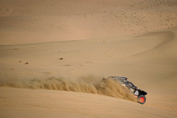 #202 Team Audi Sport Audi: Carlos Sainz, Lucas Cruz