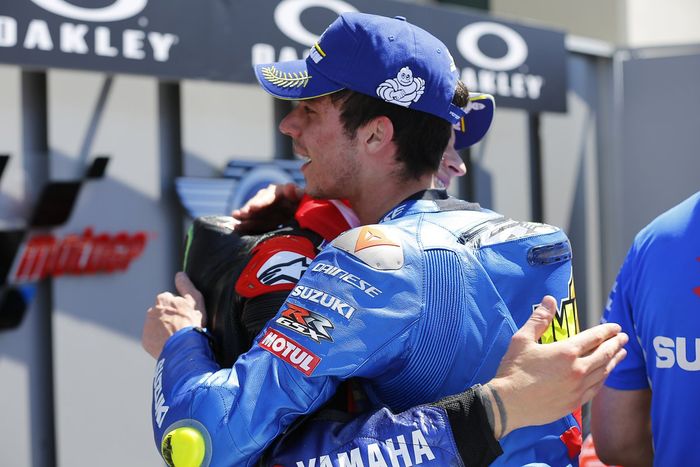 Ganador Fabio Quartararo, Yamaha Factory Racing, tercer lugar Joan Mir, Team Suzuki MotoGP