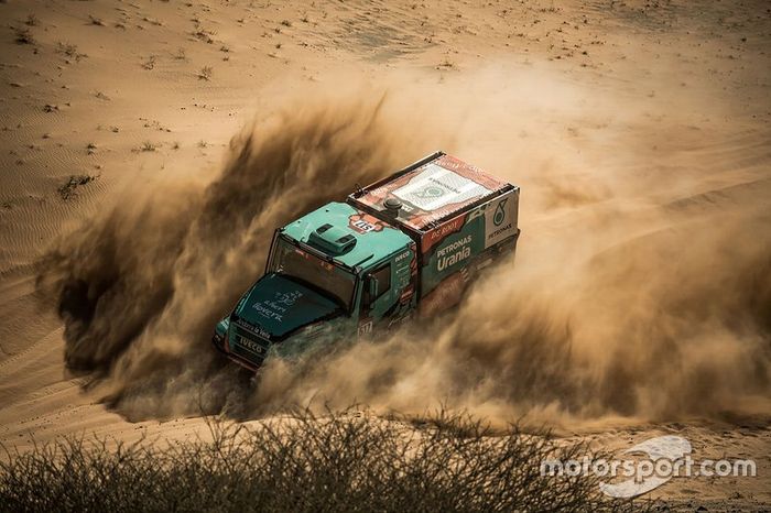 #517 Team De Rooy IVECO: Albert Llovera, Ferran Marco Alcayna, Marc Torres