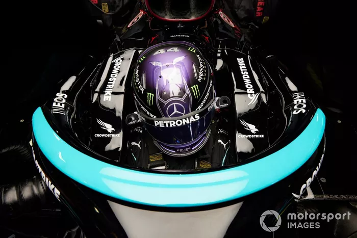 Lewis Hamilton, Mercedes W12