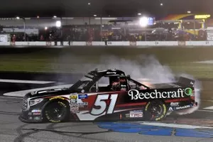 Race Winner Kyle Busch, Kyle Busch Motorsports, Toyota Tundra Cessna