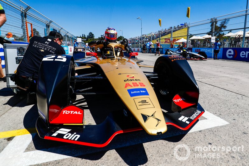 Jean-Eric Vergne, DS TECHEETAH, gets into his DS E-Tense FE19