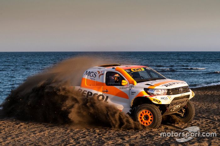 #327 Repsol Rally Team: Isidre Esteve, Txema Villalobos
