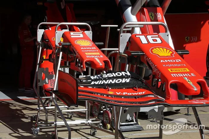 Detalle técnico de Ferrari