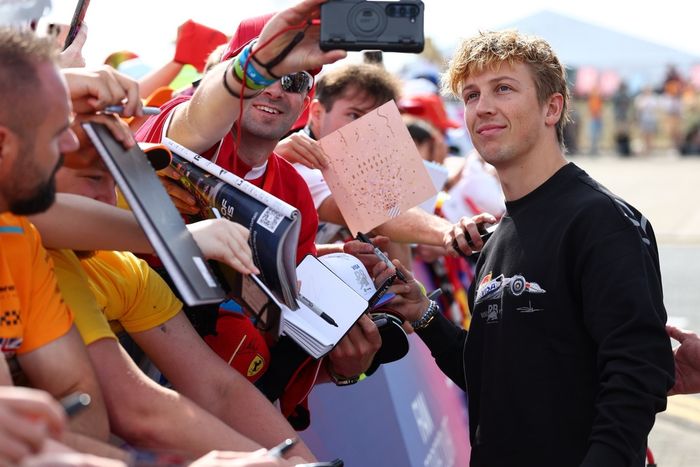 Liam Lawson, Equipo Racing Bulls