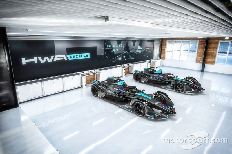 Onthulling HWA Racelab livery