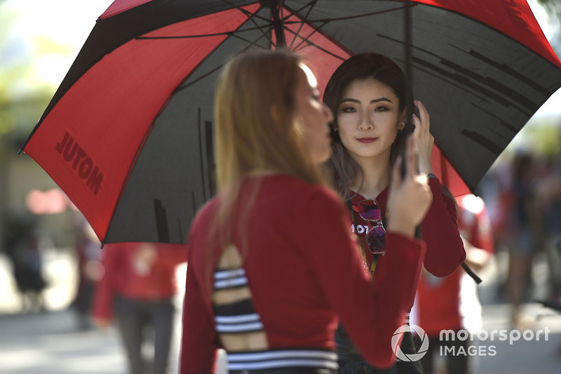 Grid Girl