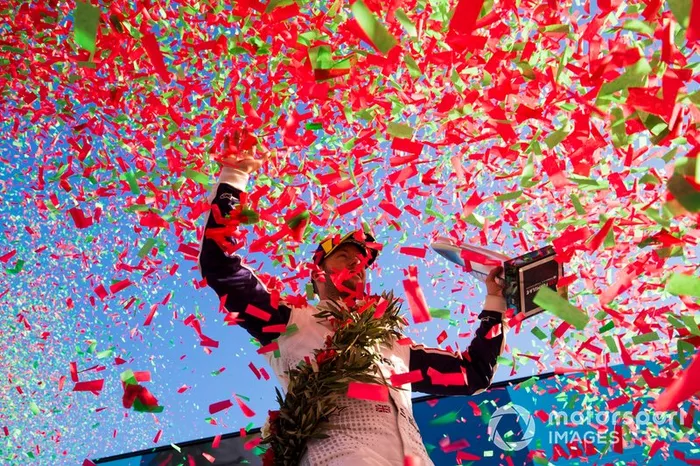 Sam Bird, Envision Virgin Racing celebra su podio