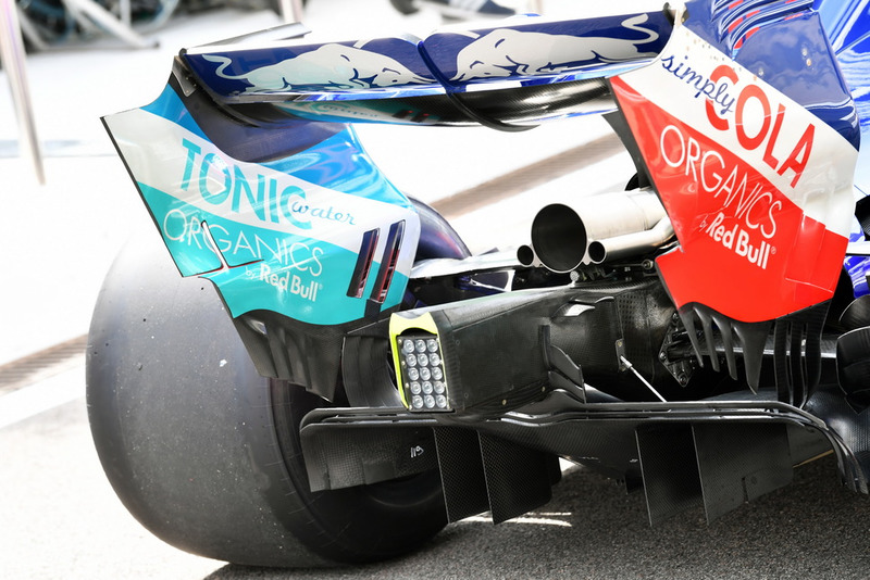 Scuderia Toro Rosso STR13 parte trasera