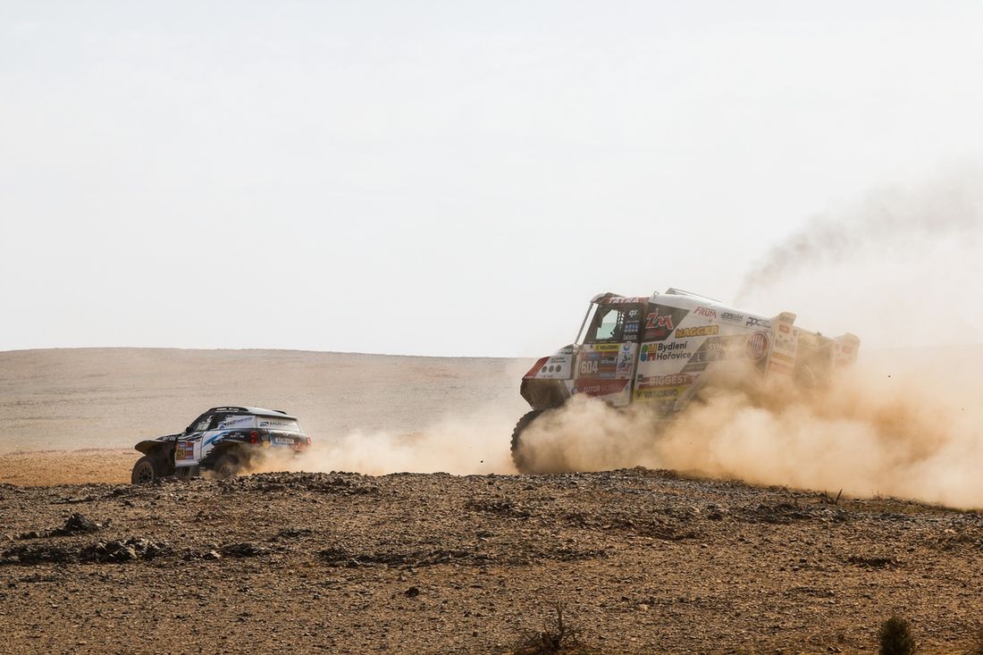 #224 X-Raid Mini JCW Team Mini: Lionel Baud, Lucie Baud