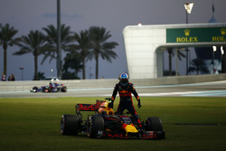 Daniel Ricciardo, Red Bull Racing RB13, contraint à l'abandon