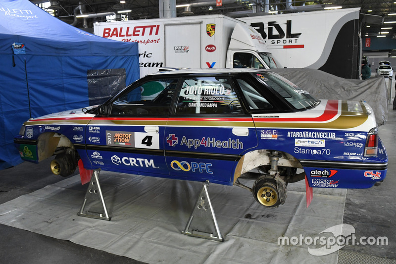 La Subaru Legacy di Salvatore Riolo, CST Sport, nel paddock
