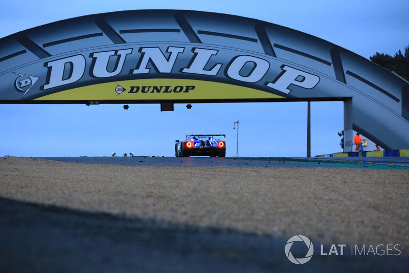 #67 Ford Chip Ganassi Racing Ford GT: Andy Priaulx, Harry Tincknell, Tony Kanaan