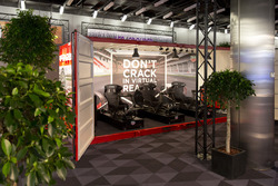 Esibizione TAG Heuer al Motor Show di Ginevra