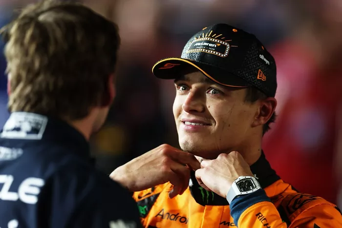Lando Norris, McLaren, Max Verstappen, Red Bull Racing