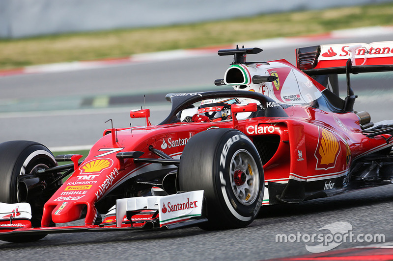 Kimi Raikkonen, Ferrari SF16-H running a cockpit cover