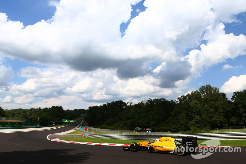 Kevin Magnussen, Renault Sport F1 Team RS16