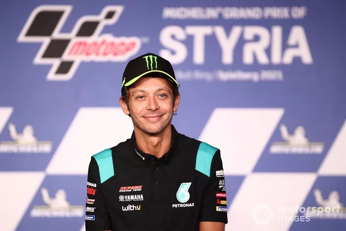 Valentino Rossi, Petronas Yamaha SRT anuncia su retiro de MotoGP
