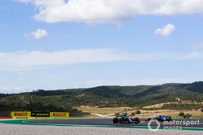 Lance Stroll, Aston Martin AMR21, Fernando Alonso, Alpine A521