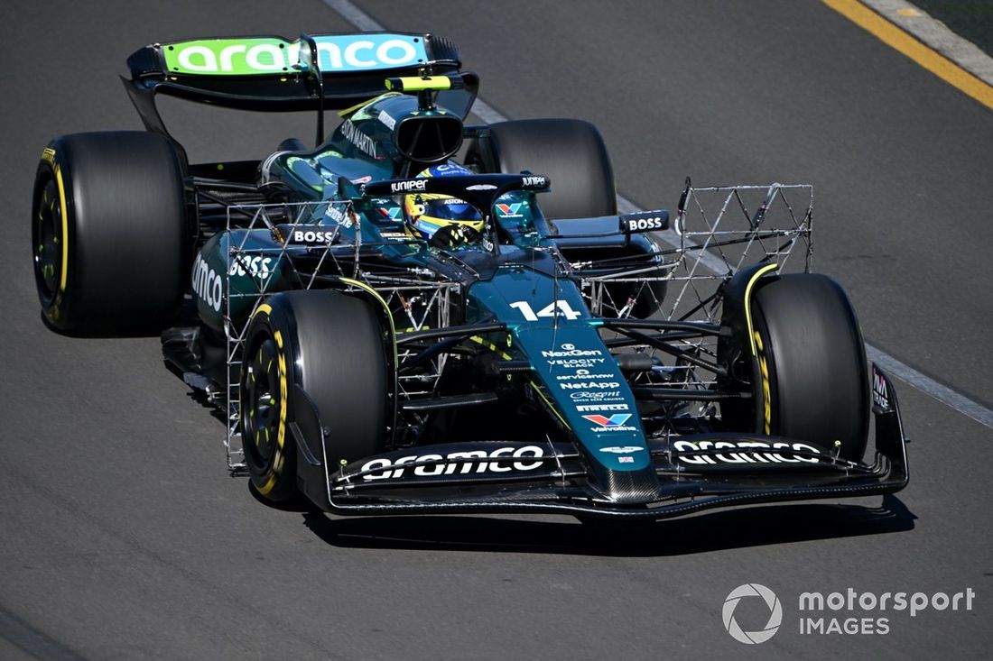 Fernando Alonso, Aston Martin AMR24, con sensores y equipamiento acoplados