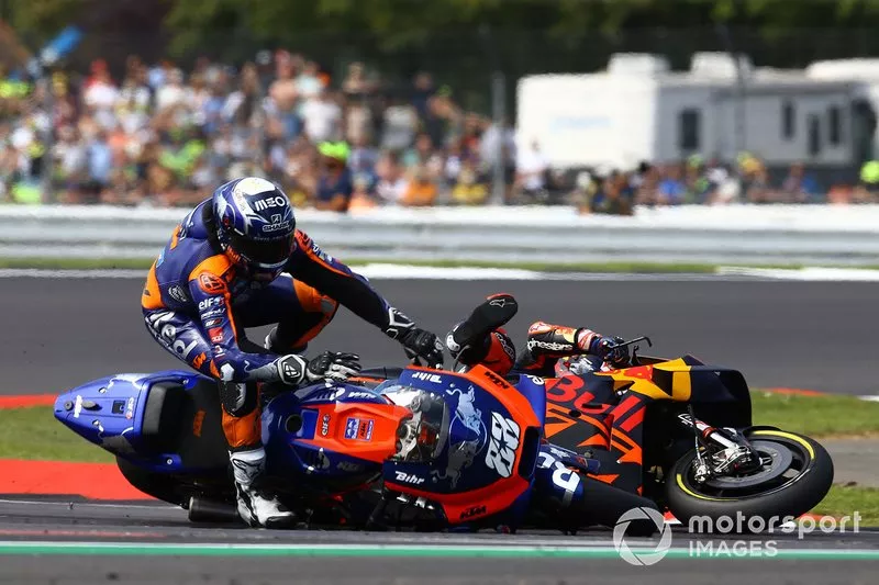 Johann Zarco, Red Bull KTM Factory Racing y Oliveira