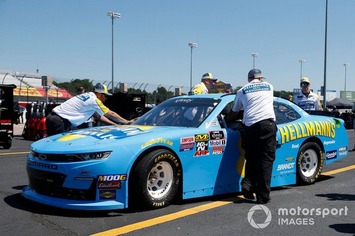 Dale Earnhardt Jr., JR Motorsports, Chevrolet Camaro Hellmann's
