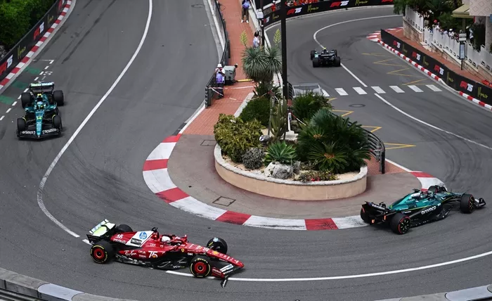 Charles Leclerc, Ferrari, Lance Stroll, Aston Martin Racing, Fernando Alonso, Aston Martin Racing