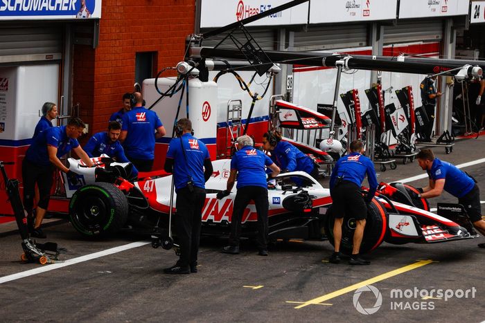 Mick Schumacher, Haas VF-22
