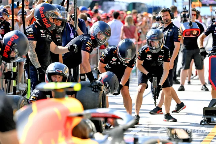 Práctica de parada en boxes de Red Bull Racing