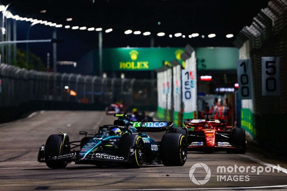 Fernando Alonso, Aston Martin AMR24, Charles Leclerc, Ferrari SF-24