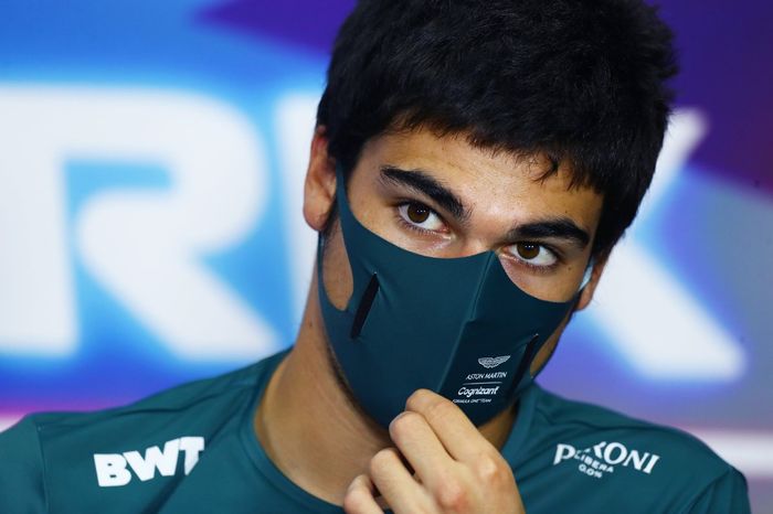 Lance Stroll, Aston Martin en la conferencia de prensa