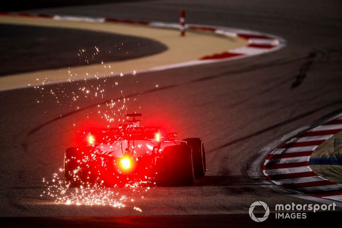 Pietro Fittipaldi, Haas F1 Haas VF-20 sacando chispas