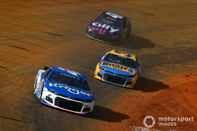 Ricky Stenhouse Jr., JTG Daugherty Racing, Chevrolet Camaro Kroger