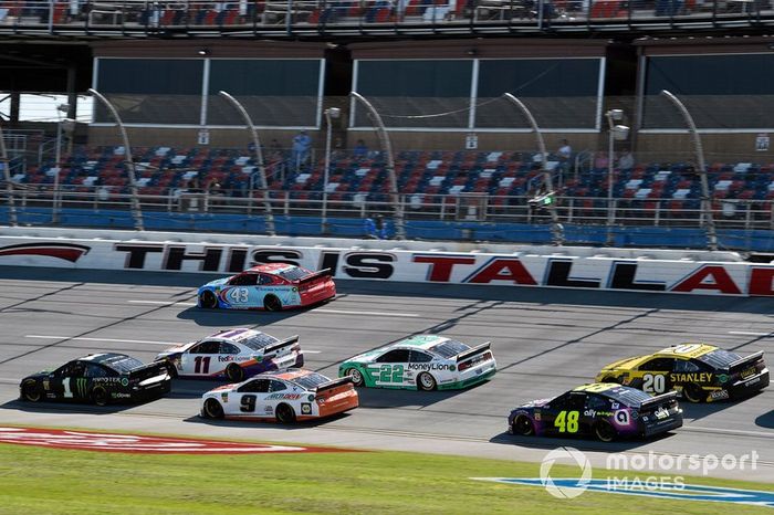  Kurt Busch, Chip Ganassi Racing, Chevrolet Camaro Monster Energy,  Denny Hamlin, Joe Gibbs Racing, Toyota Camry FedEx Express and  Chase Elliott, Hendrick Motorsports, Chevrolet Camaro Mountain Dew / Little Caesar's