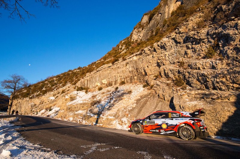 Thierry Neuville, Nicolas Gilsoul, Hyundai Motorsport Hyundai i20 Coupe WRC