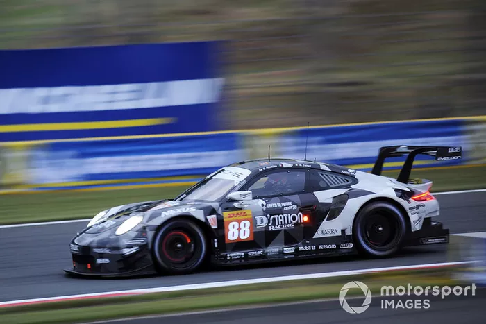 #88 Dempsey Proton Competition Porsche 911 RSR: Matteo Cairoli, Gianluca Roda, Satoshi Hoshino