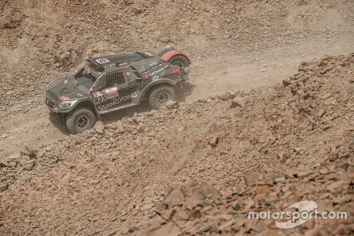 #335 Ssangyong: Oscar Fuertes, Diego Vallejo