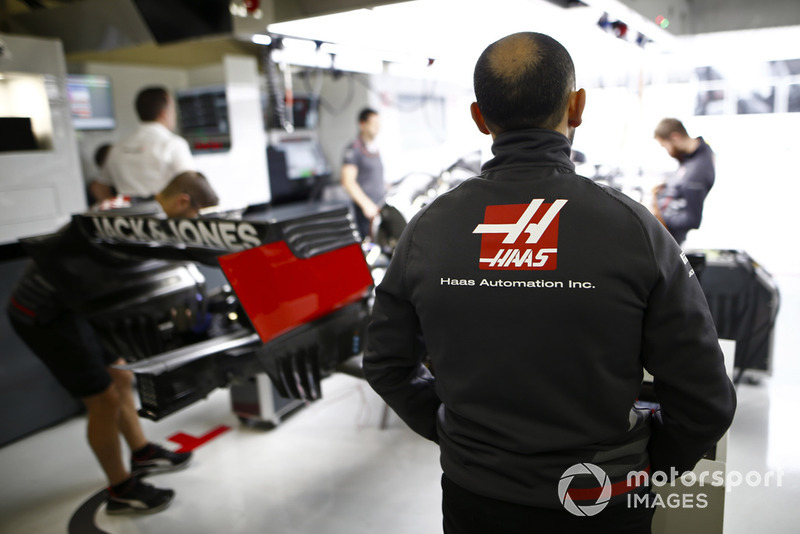 Haas mechanics at work in the team's garage