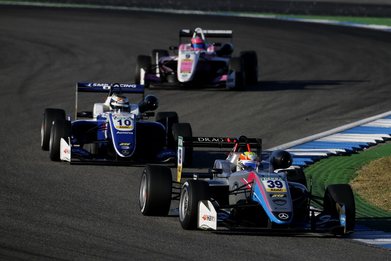 Alex Palou, Hitech Bullfrog GP Dallara F317 - Mercedes-Benz