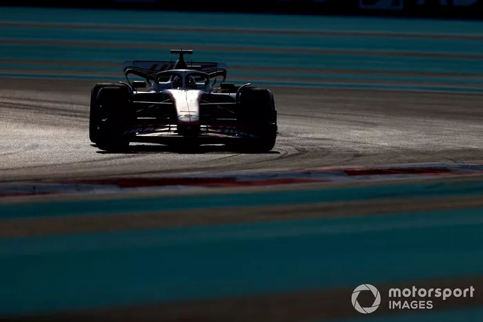Kevin Magnussen, Haas VF-22