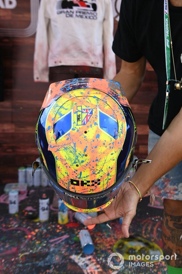 Diseño de casco para Lando Norris, McLaren, por Jimmy Pierce