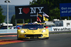 #4 Corvette Racing Chevrolet Corvette C7.R, GTLM: Oliver Gavin, Tommy Milner