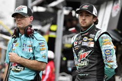 Chase Elliott, Hendrick Motorsports, Chevrolet Camaro Mountain Dew Baja Blast and Kenny Francis