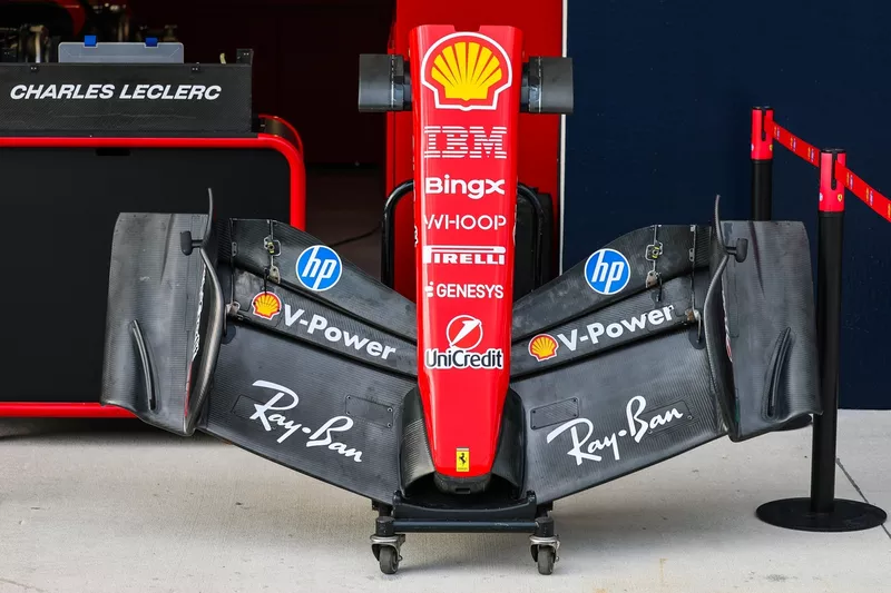 L'aileron avant de la Ferrari