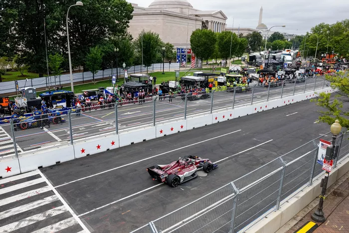 Felix Rosenqvist, Meyer Shank with Curb-Agajanian