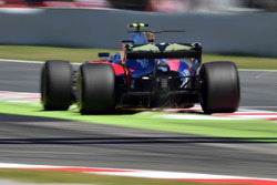 Carlos Sainz Jr., Scuderia Toro Rosso STR12 fait des étincelles